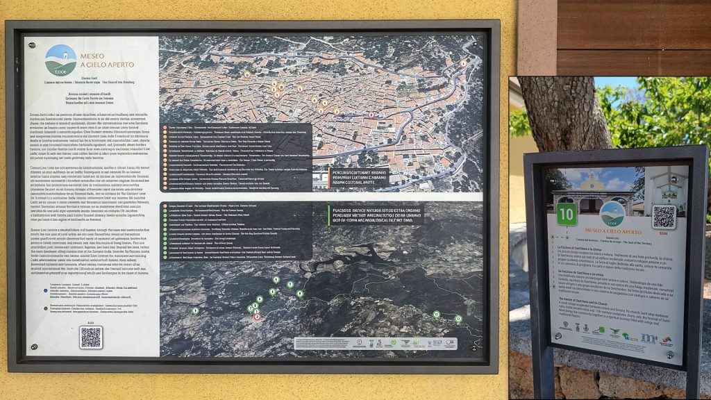 Pannelli museali con QR code e mappa digitale per percorso culturale a cielo aperto